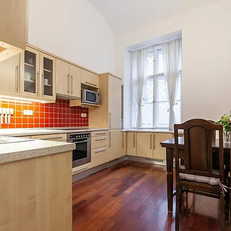 Apartamento Malostranské Náměstí